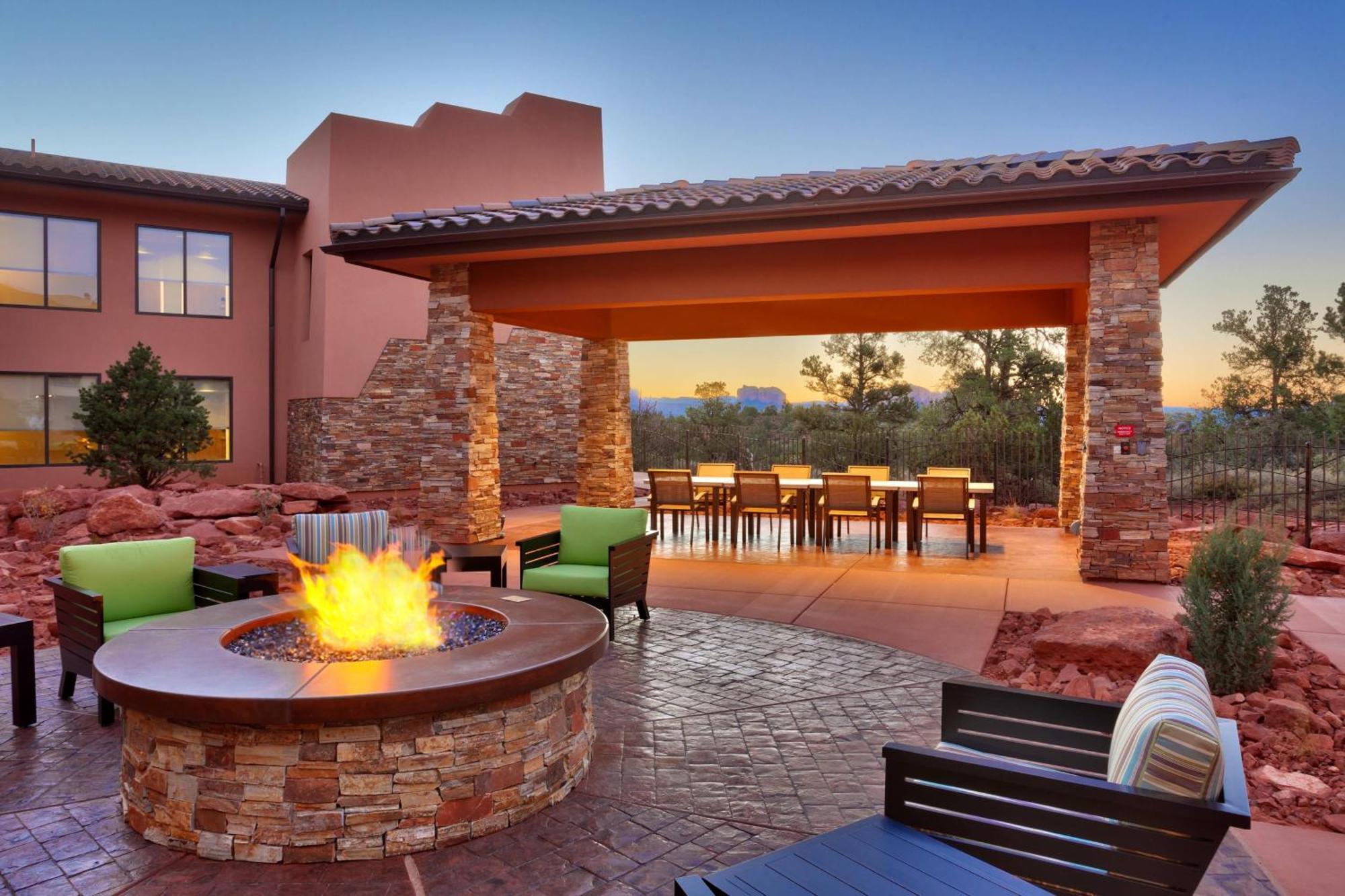 Hotel Courtyard By Marriott Sedona Extérieur photo